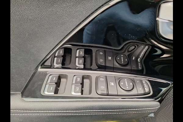 Kia Niro 1.6 GDi Dynamicline Plug in Hybrid PHEV | Sportstoelen Verwarmd | Adaptive Cruise | JBL Audio | Carplay | Navigatie | Camera | Virtual | DAB |