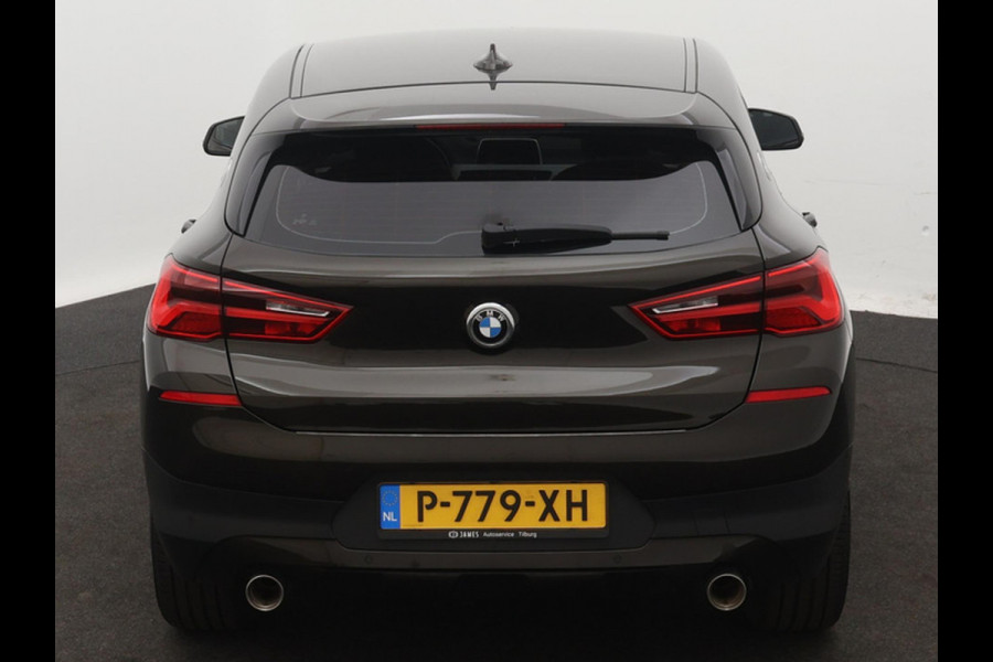 BMW X2 sDrive20i High Executive Edition NAVI LED CRUISE SPORT-INTERIEUR