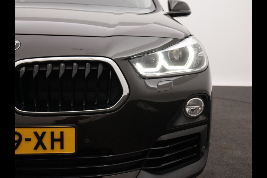 BMW X2 sDrive20i High Executive Edition NAVI LED CRUISE SPORT-INTERIEUR