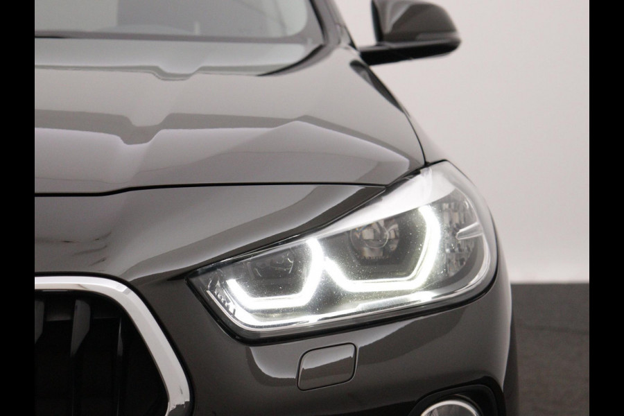 BMW X2 sDrive20i High Executive Edition NAVI LED CRUISE SPORT-INTERIEUR