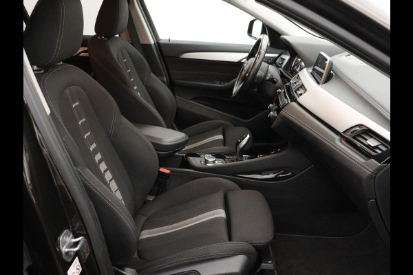 BMW X2 sDrive20i High Executive Edition NAVI LED CRUISE SPORT-INTERIEUR