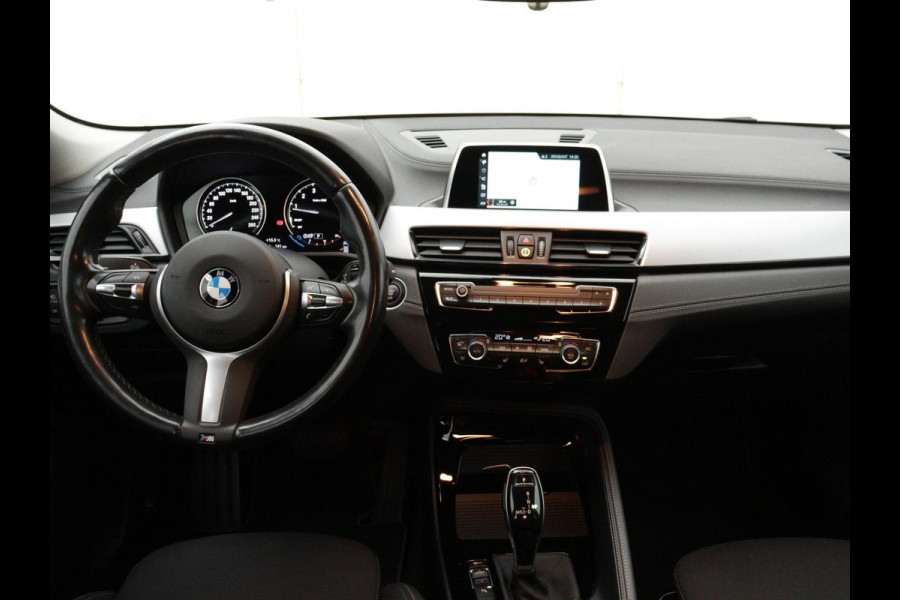 BMW X2 sDrive20i High Executive Edition NAVI LED CRUISE SPORT-INTERIEUR