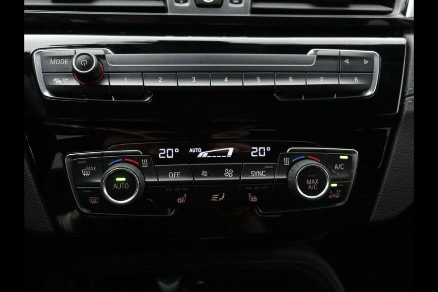 BMW X2 sDrive20i High Executive Edition NAVI LED CRUISE SPORT-INTERIEUR