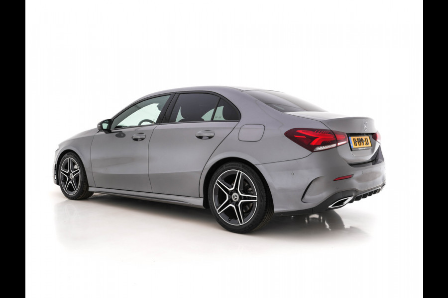 Mercedes-Benz A-Klasse 200 Business Solution AMG-Sportpack Aut. *DIGI-WIDESCREEN-COCKPIT | LEATHER-MICROFIBRE | CAMERA | FULL-LED | SPORT-SEATS | NAVI-FULLMAP | HEATED-SEATS | SHIFT-PADDLES | 18''ALU*