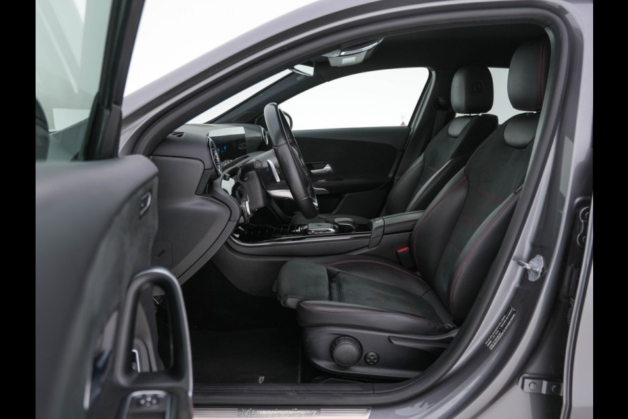 Mercedes-Benz A-Klasse 200 Business Solution AMG-Sportpack Aut. *DIGI-WIDESCREEN-COCKPIT | LEATHER-MICROFIBRE | CAMERA | FULL-LED | SPORT-SEATS | NAVI-FULLMAP | HEATED-SEATS | SHIFT-PADDLES | 18''ALU*