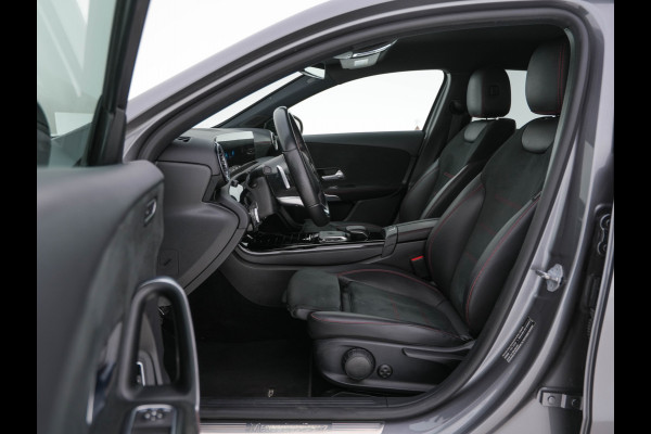 Mercedes-Benz A-Klasse 200 Business Solution AMG-Sportpack Aut. *DIGI-WIDESCREEN-COCKPIT | LEATHER-MICROFIBRE | CAMERA | FULL-LED | SPORT-SEATS | NAVI-FULLMAP | HEATED-SEATS | SHIFT-PADDLES | 18''ALU*