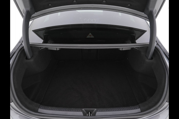 Mercedes-Benz A-Klasse 200 Business Solution AMG-Sportpack Aut. *DIGI-WIDESCREEN-COCKPIT | LEATHER-MICROFIBRE | CAMERA | FULL-LED | SPORT-SEATS | NAVI-FULLMAP | HEATED-SEATS | SHIFT-PADDLES | 18''ALU*