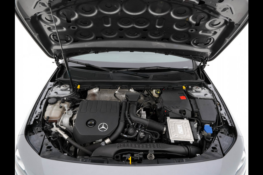 Mercedes-Benz A-Klasse 200 Business Solution AMG-Sportpack Aut. *DIGI-WIDESCREEN-COCKPIT | LEATHER-MICROFIBRE | CAMERA | FULL-LED | SPORT-SEATS | NAVI-FULLMAP | HEATED-SEATS | SHIFT-PADDLES | 18''ALU*