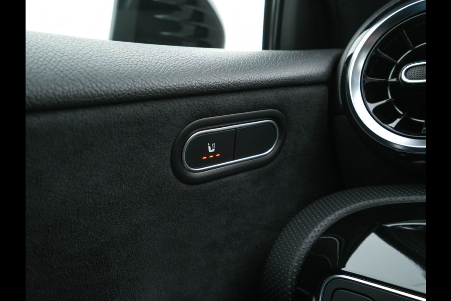 Mercedes-Benz A-Klasse 200 Business Solution AMG-Sportpack Aut. *DIGI-WIDESCREEN-COCKPIT | LEATHER-MICROFIBRE | CAMERA | FULL-LED | SPORT-SEATS | NAVI-FULLMAP | HEATED-SEATS | SHIFT-PADDLES | 18''ALU*