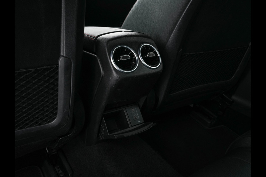 Mercedes-Benz A-Klasse 200 Business Solution AMG-Sportpack Aut. *DIGI-WIDESCREEN-COCKPIT | LEATHER-MICROFIBRE | CAMERA | FULL-LED | SPORT-SEATS | NAVI-FULLMAP | HEATED-SEATS | SHIFT-PADDLES | 18''ALU*