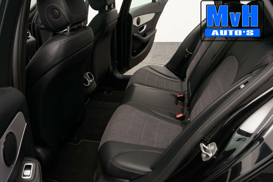 Mercedes-Benz C-Klasse Estate 180 Business Solution|PANO|LED|TREKHAAK
