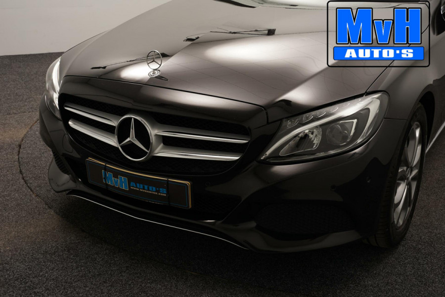 Mercedes-Benz C-Klasse Estate 180 Business Solution|PANO|LED|TREKHAAK