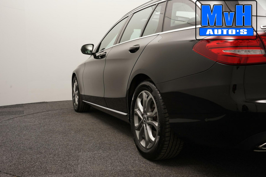 Mercedes-Benz C-Klasse Estate 180 Business Solution|PANO|LED|TREKHAAK