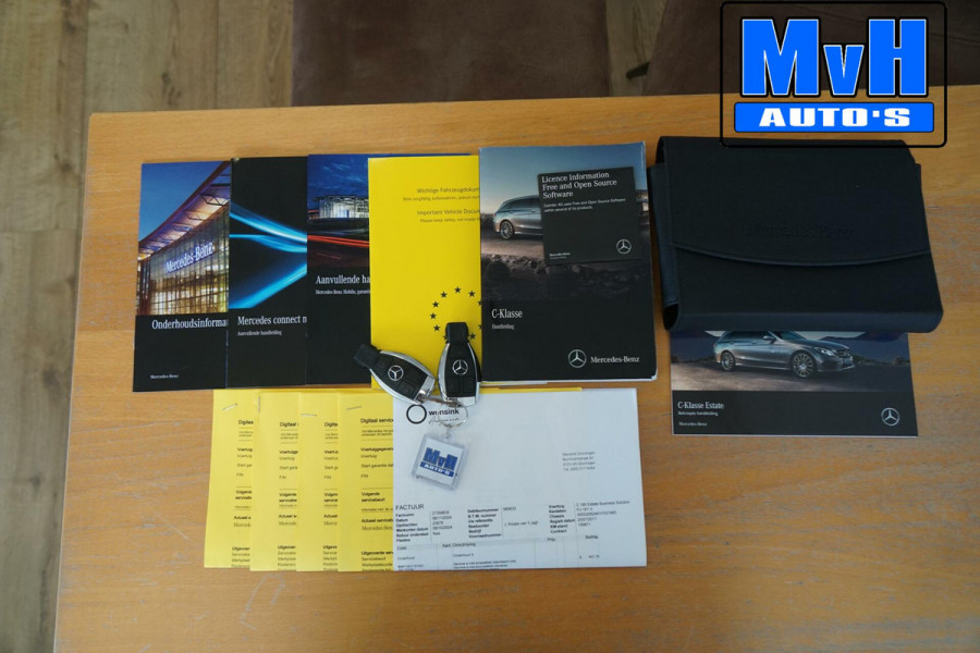 Mercedes-Benz C-Klasse Estate 180 Business Solution|PANO|LED|TREKHAAK