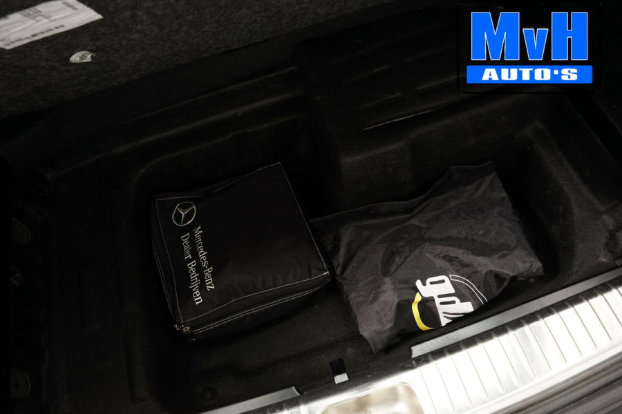 Mercedes-Benz C-Klasse Estate 180 Business Solution|PANO|LED|TREKHAAK