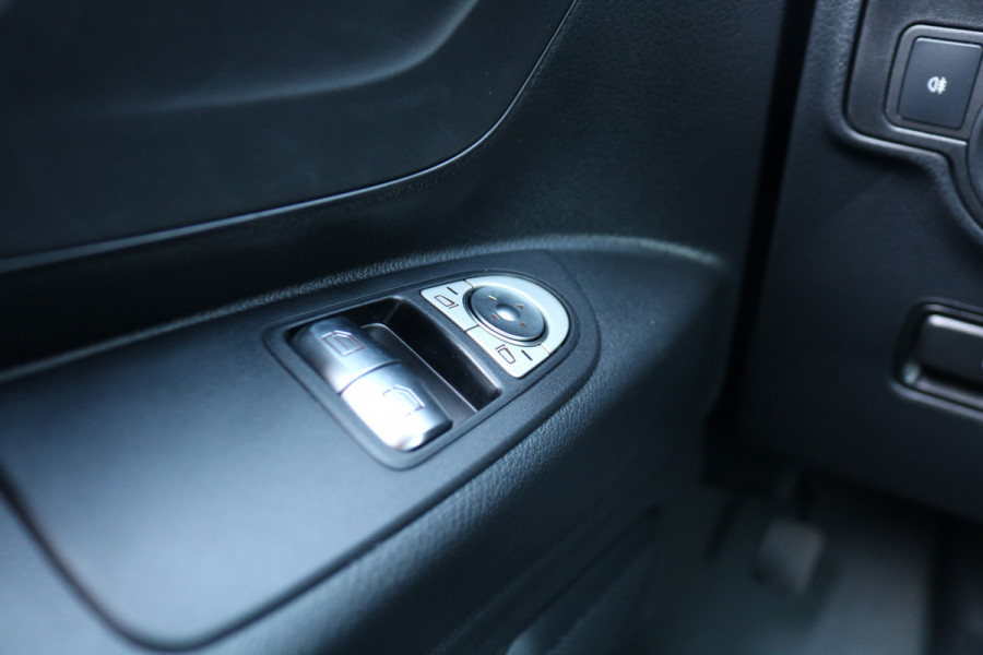 Mercedes-Benz Vito Tourer 114 CDI XL Airco Led Achterklep