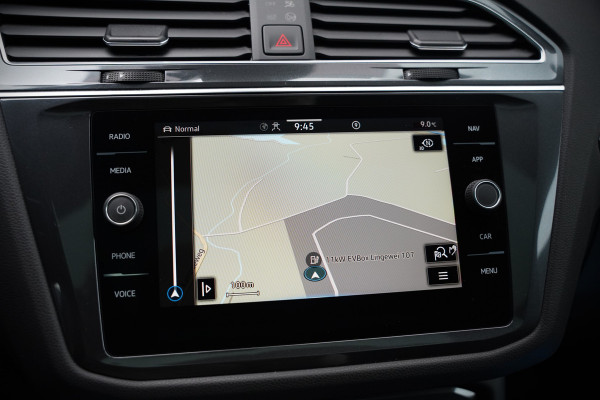Volkswagen Tiguan Allspace 1.5 TSI DSG Highline Business R | R-Line | Panoramadak | Trekhaak | Massage | Stoelverwarming | Stuurverwarming | Keyless | Camera | Adaptive Cruise Control | Apple Carplay | Navigatie | Virtual Cockpit | Automaat | *5