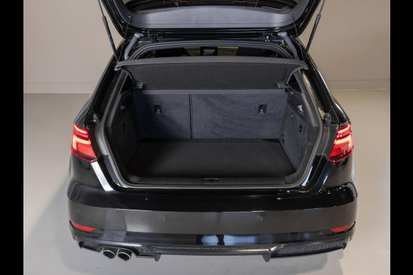 Audi A3 Sportback 1.5 TFSI CoD S-Line / 150pk / Apple CarPlay / Automatische klimaatregeling /
