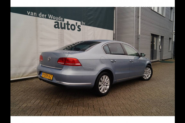 Volkswagen Passat 1.6 TDI DSG Comfortline Executive -NAVI-ECC-PDC-