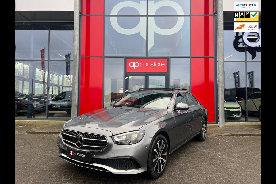 Mercedes-Benz E-Klasse 300 e Business Panorama Memory seats Burmester