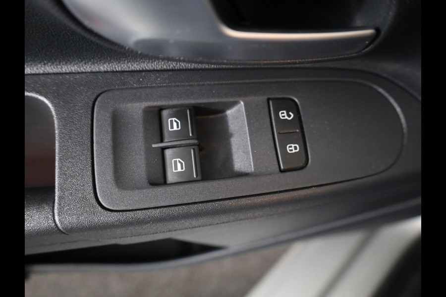Volkswagen up! 1.0 65 pk | Verlengde garantie | Navigatie via App | Autom. airco | Cruise control | Parkeersensoren achter | Achteruitrijcamera |