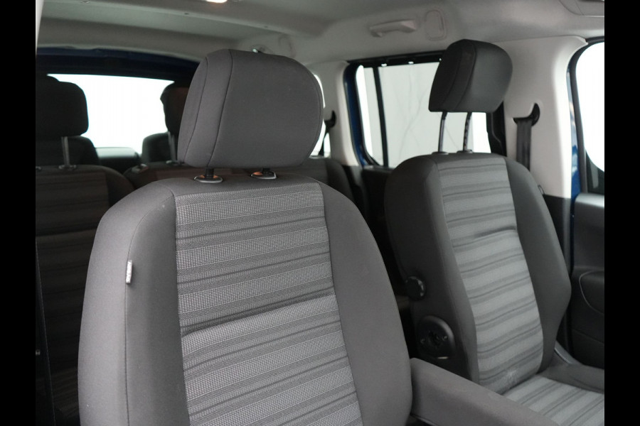 Opel Combo Life 1.2 Turbo Innovation Automaat 7 Persoons Head-Up Display | Cruise | Camera en Parkeersensoren | Apple Carplay