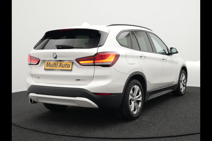 BMW X1 xDrive25e Sportline Plug In Hybrid PHEV | Adaptive Cruise | Lederen Sportstoelen Memory | Head Up | Camera | Sfeerverlichting | Stuurverwarming |