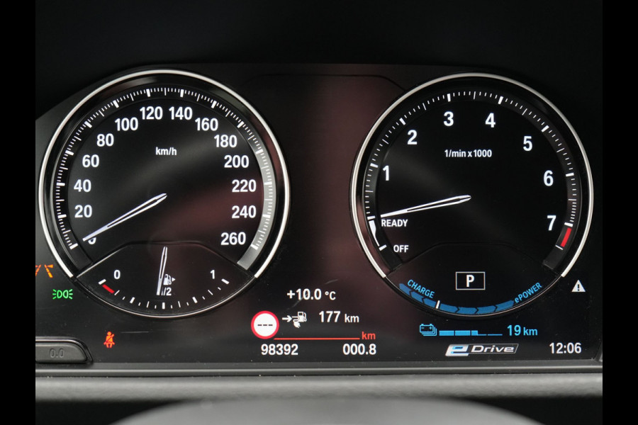 BMW X1 xDrive25e Sportline Plug In Hybrid PHEV | Adaptive Cruise | Lederen Sportstoelen Memory | Head Up | Camera | Sfeerverlichting | Stuurverwarming |