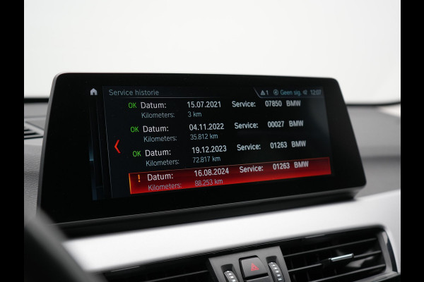 BMW X1 xDrive25e Sportline Plug In Hybrid PHEV | Adaptive Cruise | Lederen Sportstoelen Memory | Head Up | Camera | Sfeerverlichting | Stuurverwarming |