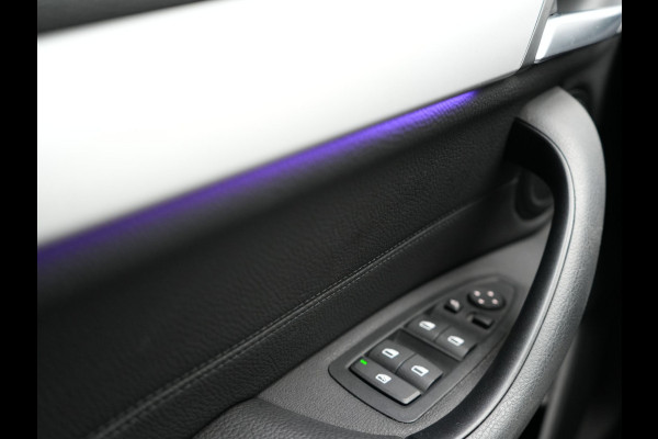 BMW X1 xDrive25e Sportline Plug In Hybrid PHEV | Adaptive Cruise | Lederen Sportstoelen Memory | Head Up | Camera | Sfeerverlichting | Stuurverwarming |