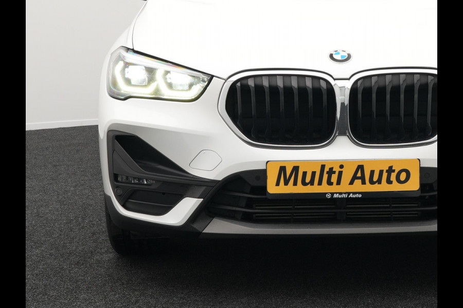 BMW X1 xDrive25e Sportline Plug In Hybrid PHEV | Adaptive Cruise | Lederen Sportstoelen Memory | Head Up | Camera | Sfeerverlichting | Stuurverwarming |