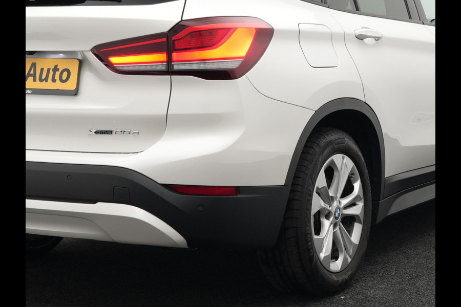 BMW X1 xDrive25e Sportline Plug In Hybrid PHEV | Adaptive Cruise | Lederen Sportstoelen Memory | Head Up | Camera | Sfeerverlichting | Stuurverwarming |
