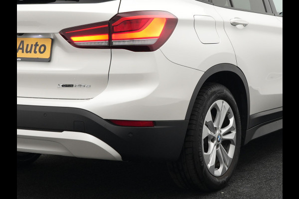 BMW X1 xDrive25e Sportline Plug In Hybrid PHEV | Adaptive Cruise | Lederen Sportstoelen Memory | Head Up | Camera | Sfeerverlichting | Stuurverwarming |