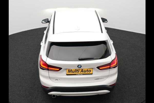 BMW X1 xDrive25e Sportline Plug In Hybrid PHEV | Adaptive Cruise | Lederen Sportstoelen Memory | Head Up | Camera | Sfeerverlichting | Stuurverwarming |