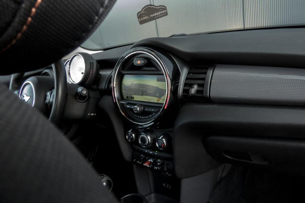 MINI Mini 1.5 Cooper Serious Business | NAVI | KEYLESS ENTRY | LED | LICHTMETAAL