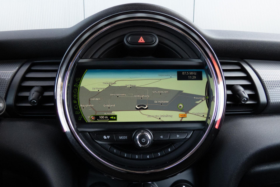 MINI Mini 1.5 Cooper Serious Business | NAVI | KEYLESS ENTRY | LED | LICHTMETAAL