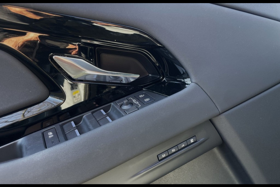 Land Rover Range Rover Evoque P270e S Edition/leer/black-pack/360 camera/arroios Grey/5jr gara