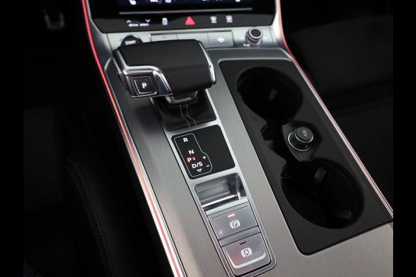 Audi A6 Avant 40 TFSI S edition 204 pk S-tronic | Verlengde garantie | Navigatie | Panoramadak | Parkeersensoren | Achteruitrijcamera | B&O soundsystem | S-Line |