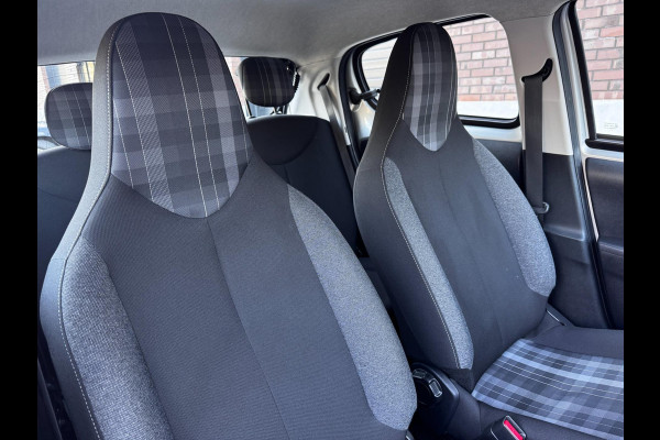 Peugeot 108 1.0 e-VTi Active / Airco / Bluetooth / NED-108 / C.V. Met Afstandsbediening + Elek. Pakket