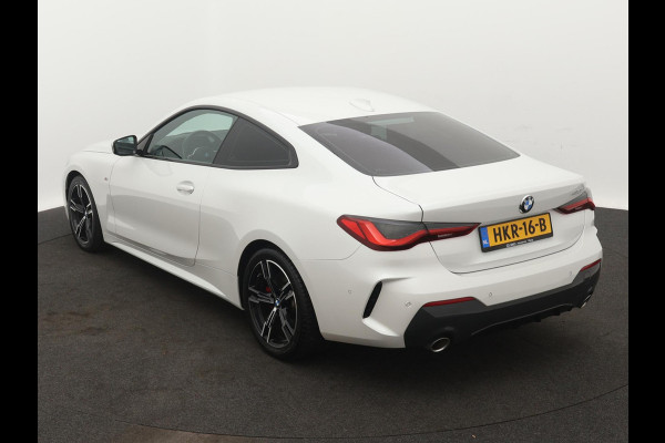 BMW 4 Serie Coupé 430i High Executive M-SPORT CAMERA AD-CRUISE LEER-ALCANTARA