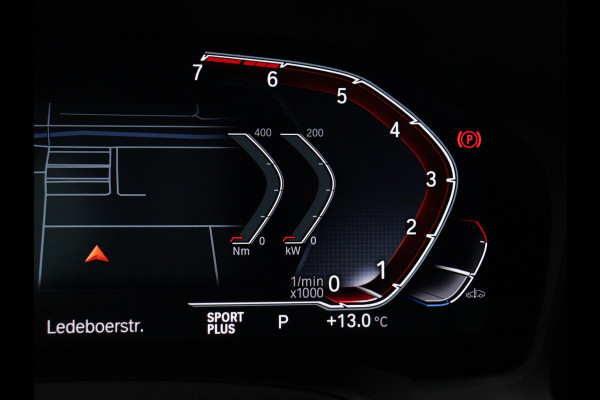 BMW 4 Serie Coupé 430i High Executive M-SPORT CAMERA AD-CRUISE LEER-ALCANTARA