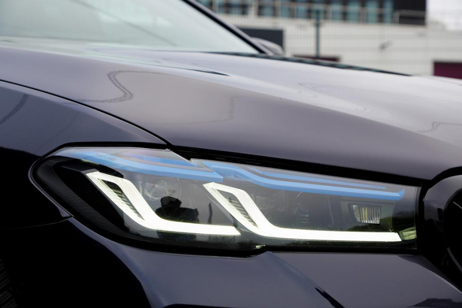 BMW 5 Serie 520i High Executive Edition / M-Sport / Schuifdak / Drive Assist / Laser