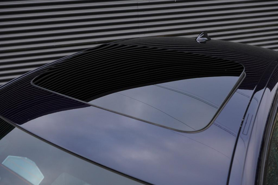 BMW 5 Serie 520i High Executive Edition / M-Sport / Schuifdak / Drive Assist / Laser