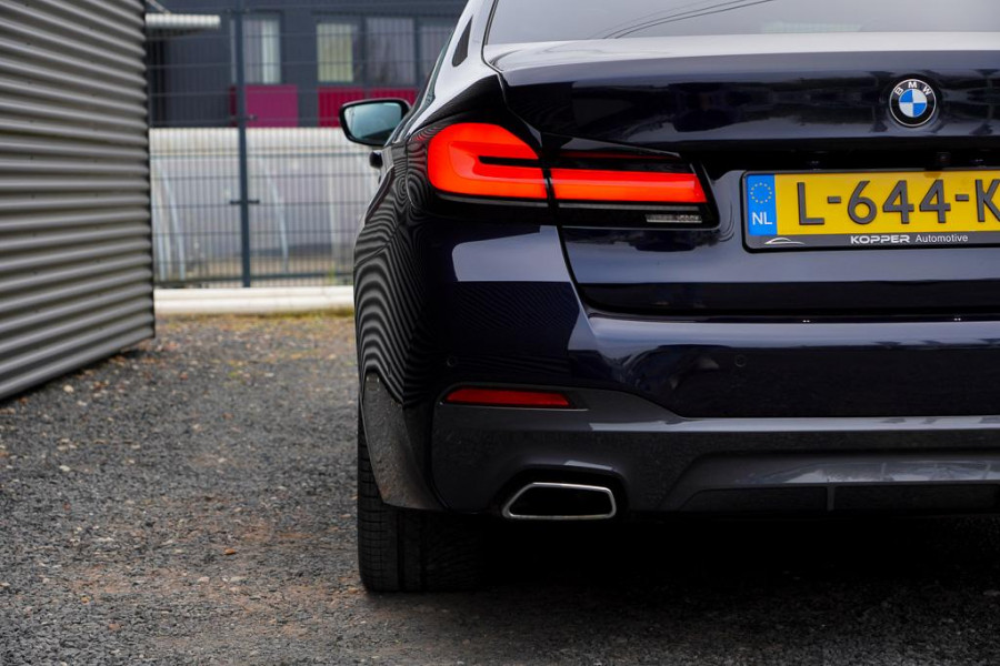 BMW 5 Serie 520i High Executive Edition / M-Sport / Schuifdak / Drive Assist / Laser