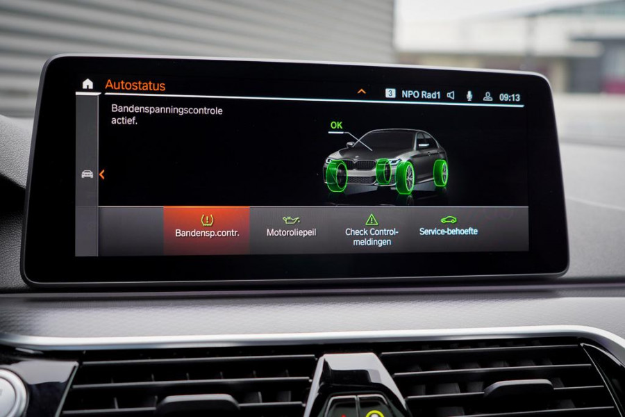 BMW 5 Serie 520i High Executive Edition / M-Sport / Schuifdak / Drive Assist / Laser