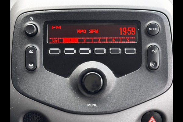 Peugeot 108 1.0 e-VTi Active / Airco / Bluetooth / NED-108 / C.V. Met Afstandsbediening + Elek. Pakket