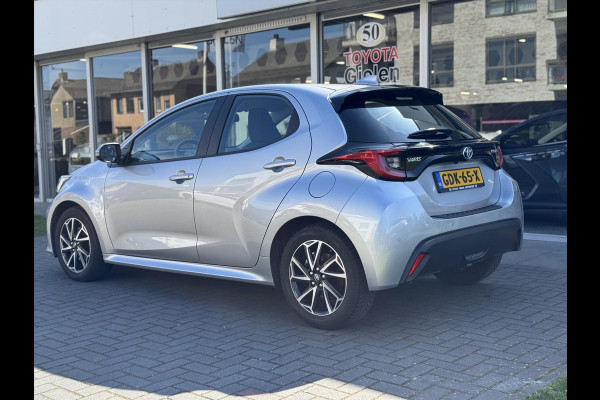 Toyota Yaris 1.5 Hybrid Dynamic Premium | Dodehoekherkenning, Parkeersensoren, Keyless, 16 inch, Stoelverwarming
