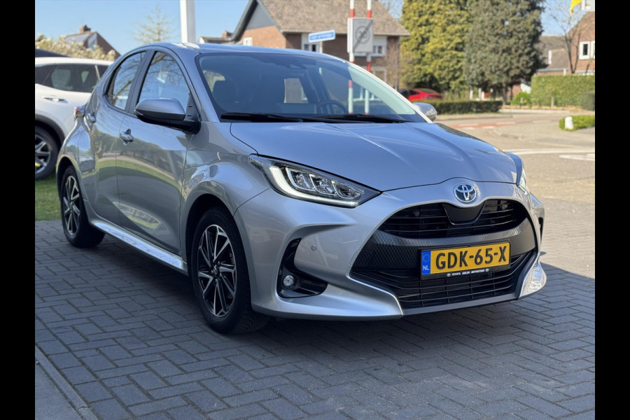 Toyota Yaris 1.5 Hybrid Dynamic Premium | Dodehoekherkenning, Parkeersensoren, Keyless, 16 inch, Stoelverwarming