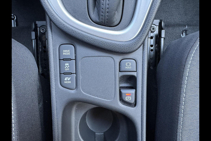 Toyota Yaris 1.5 Hybrid Dynamic Premium | Dodehoekherkenning, Parkeersensoren, Keyless, 16 inch, Stoelverwarming