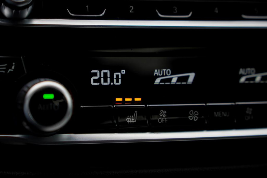BMW 5 Serie 530e High Executive / M-Sport / Drive Assist Plus / Stoel-Stuurverwarming